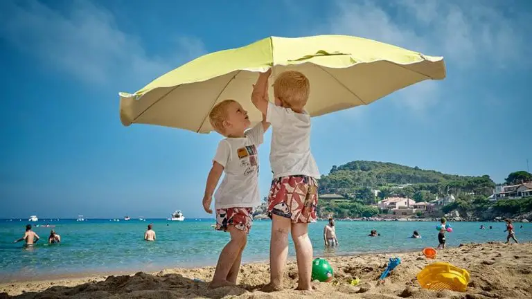 Easy Beach Games for Kids – Fun in the Sun!